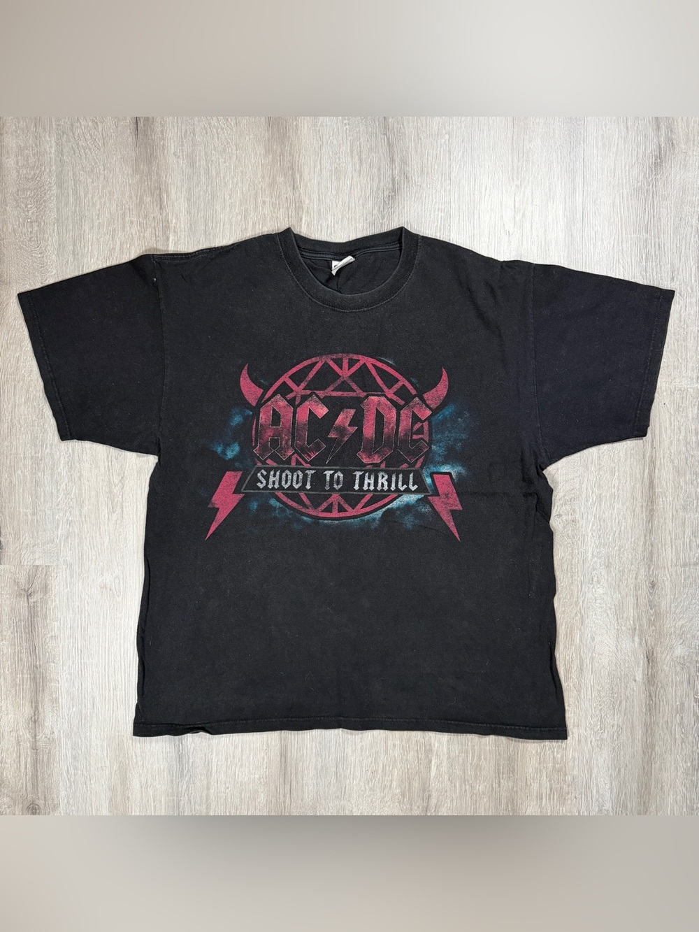 Anvil AC/DC Shoot To Thrill 2010 Tour T-Shirt XL Rock Graphic Punk